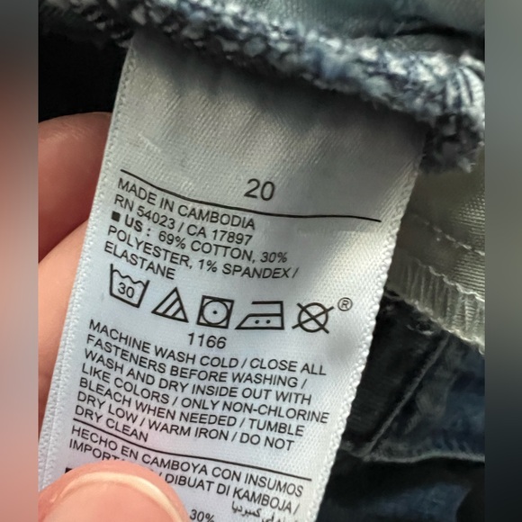 Old Navy Wow Super Skinny jeans - Picture 4 of 5